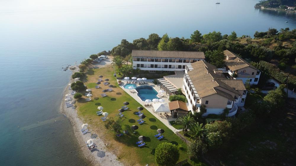 Отель Porto Ligia Экстерьер фото