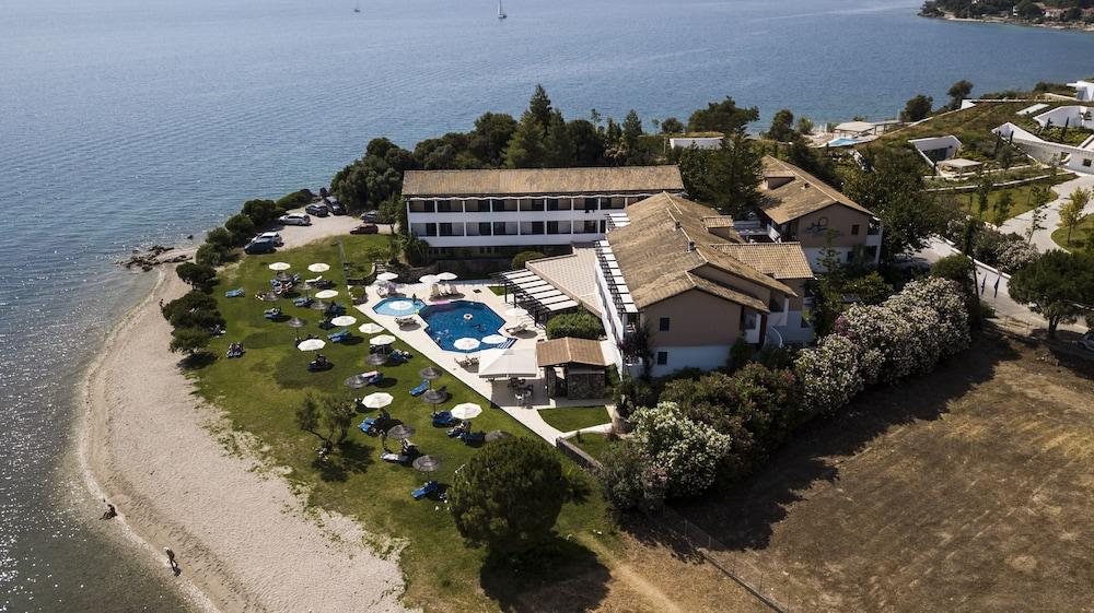 Отель Porto Ligia Экстерьер фото