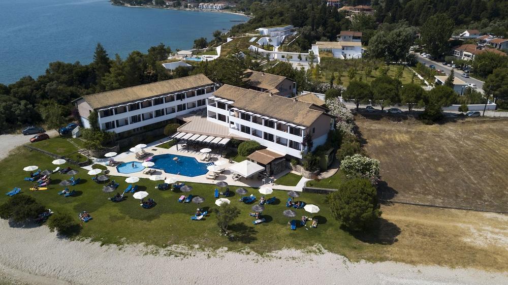 Отель Porto Ligia Экстерьер фото